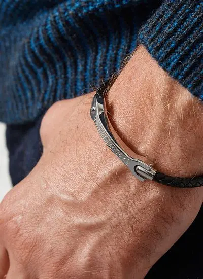 Gents Celtic Knot Leather Bracelet
